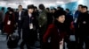 朝鲜冬奥会代表队成员抵达韩国平昌的奥林匹克村。（2018年2月1日）