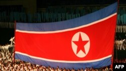 Şimali Koreyada sərhədləri bağlamış totalitar rejim hökm sürür