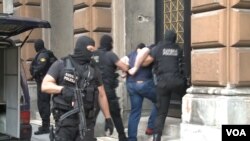 Sefić je 10. oktobra 2016., vozeći brže od 100 km/h kroz centar Sarajeva, ubio studentice Editu Malkoč i Selmu Agić.