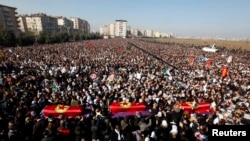 Thousands Attend Funeral for Slain Kurdish Activists 