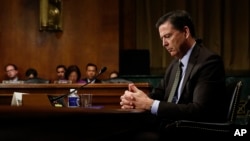 Daarektera FBI James Comey 