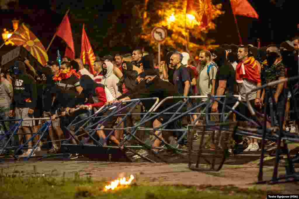 Rally in Skopje against the French proposal for EU negotiation 