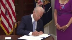 Sapa Dunia VOA: AS Sahkan UU Reformasi Senjata Api 