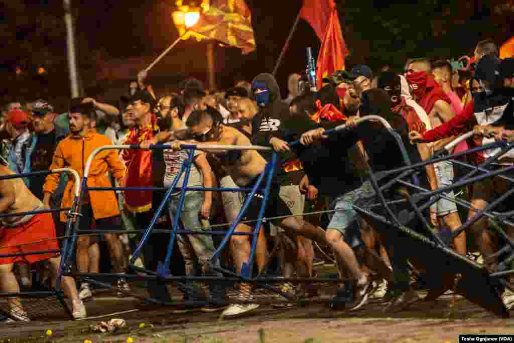 Rally in Skopje against the French proposal for EU negotiation 