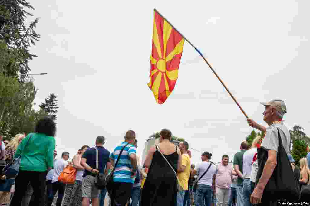 Traffic Blockade at the Government of N. Macedonia, Rally against the French proposal for EU negotiations