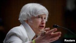 ФОТО: Міністр фінансів США Джанет Єллен свідчить перед слуханням у Сенаті у Вашингтоні, США, 7 червня 2022 року. REUTERS/Евелін Хокштейн/Фото файлу.