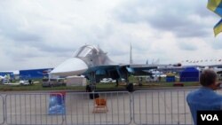 2013年8月莫斯科航展上的苏-34战机。（美国之音白桦拍摄）