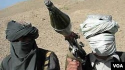 Para pejabat Afghanistan berusaha melakukan langkah baru untuk membuka kembali perundingan perdamaian yang macet dengan kelompok Taliban (foto: dok). 