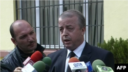 Tiranë, Burgaj komenton mbi incidentet para fushatës