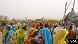 Para pengungsi perempuan di kamp pengungsi Darfur, Sudan.