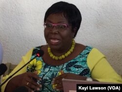 Brigitte Adjamagbo Johnson, coordinatrice de la coalition à la conférence de presse mercredi matin, le 26 septembre 2018. (VOA/Kayi Lawson)