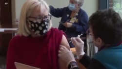 新年伊始美国疫苗接种开始加速