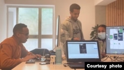 ቻፓ የተሰኘውን የገንዘብ መክፈያ ቴክኖሎጂ የፈጠሩ ወጣቶች 