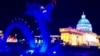 中国四川自贡灯贸集团在美国维吉尼亚州劳登郡举办的灯会所展示的中国龙与美国国会大厦。(2018年12月22日)