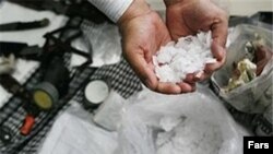 ماده مخدر شیشه که در میان جوانان پرمصرف است