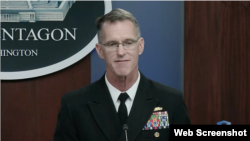 윌리엄 번 미 합참본부 부국장이 7일 미 국방부에서 열린 기자회견에서 다음달로 예정된 미-한 연합공중훈련 계획에 관해 설명했다.