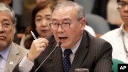 테오도로 록신 필리핀 외교장관.