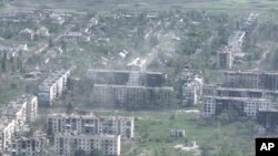 乌克兰当局提供的照片显示2024年4月29日东部城市Chasiv Yar被俄罗斯攻击后满目疮痍。