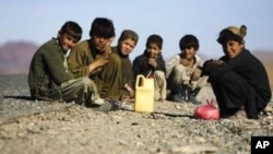 کودکان افغان در ولایت نیمروز