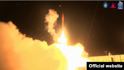 Un intercepteur antimissile Arrow 3, mis au point conjointement par les gouvernements israélien et américain, lancé à partir du centre d'Israël le 19 février 2018. 