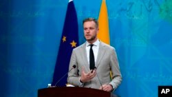 立陶宛外交部长兰斯伯格斯(2021年7月15日）