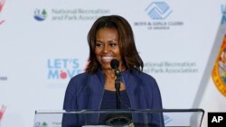 米歇尔·奥巴马2月25日在迈阿密