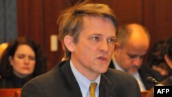 Kantrimen: Shqetësimi ynë, populli shqiptar dhe Kushtetuta