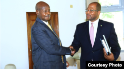 አቶ ታደሰ ጨፎ፣ ፕረዚደንት ዩዌሪ ሙሴቬኒ