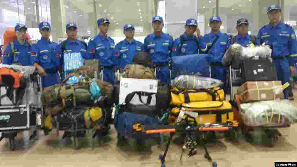 ခါကာဘိုရာဇီက ပျောက်ဆုံးရဟတ်နဲ့ ပျောက်ဆုံး တောင်တက်သမား ၂ ဦးကို ရှာဖွေကယ်ဆယ်ရေးအဖွဲ့ (ဓာတ်ပုံ ထူးဖောင်ဒေးရှင်း) 