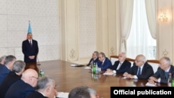 Nzirlər Kabinetinin iclası