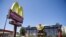 Un restaurant Mc Donald's à Marseille, France, le 20 juin 2011. 