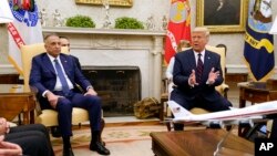 特朗普总统在白宫椭圆形办公室会晤伊拉克总理卡迪米。(2020年8月20日)