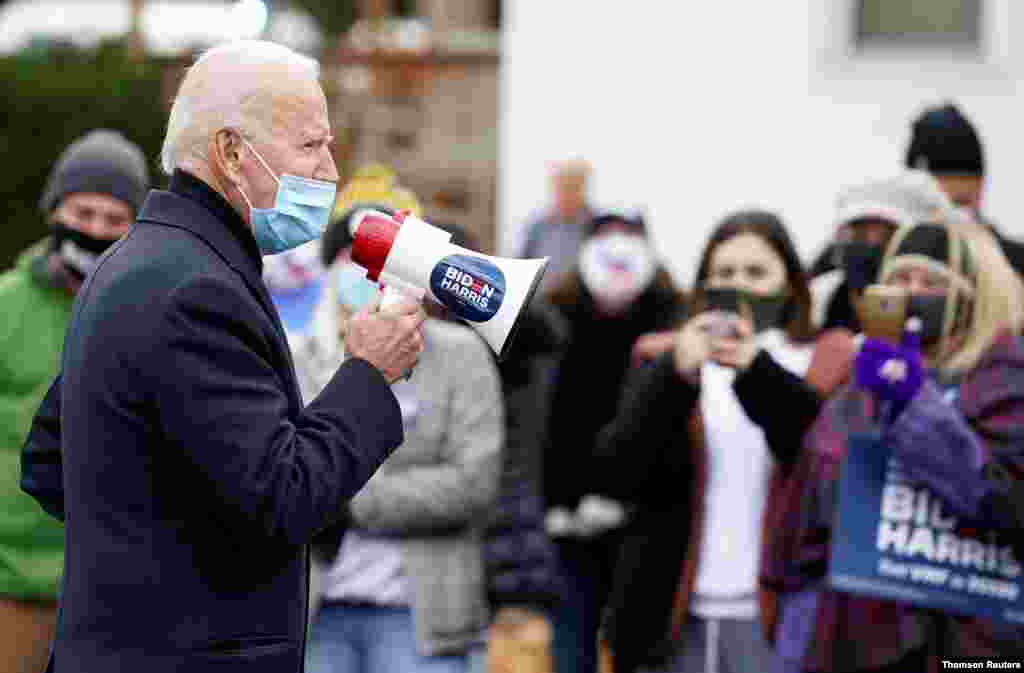 민주당 대선 후보 조 바이든 부통령이 펜실베이니아주 스크랜턴 유세에서 지지자들을 향해 연설하고 있다. 
