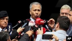 علی یرلی‌کایا، وزیر کشور ترکیه