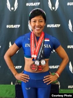 Atlet lari gawang Indonesia, Dedeh Erawati saat bertanding di Amerika Serikat (Dok: Satrio Guardian)
