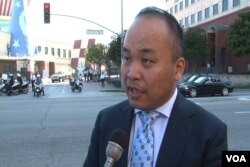 为示威活动担任义工律师的刘龙珠（美国之音记者包小祥拍摄）