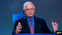 欧盟外交及安全政策高级代表博雷利在记者会上讲话。（2020年6月9日）