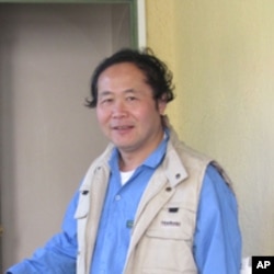 陈维明离开洛杉矶搭机赴台