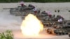 6일 한국 포항 해병대 훈련장에서 실시된 미·한 해병대 연합 공지전투훈련에 참가한 한국 해병대 K-1전차부대가 실사격훈련을 하고 있다.