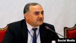 Dr. Ebdulhekîm Xesro