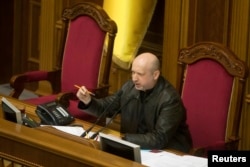 成为乌克兰新议长随后又出任临时总统的亚历山大•图奇诺夫。