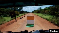 Route menant de la Côte d’Ivoire à Ouagadougou (Burkina), 24 septembre 2012.