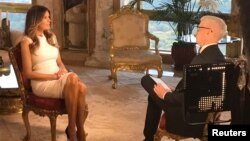 رژه سگ&zwnj;های پاکوتاه در سنت&zwnj;پترزبورگ روسیه -&nbsp;<br />
سگ&zwnj;های پاکوتاه و دراز یا &laquo;داکسهوند&raquo; بر خلاف جثه ریز&zwnj;شان، پر قدرت هستند.&nbsp;<br />
&nbsp;