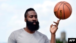 James Harden, grand favori pour le titre de meilleur joueur de la saison (MVP).