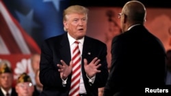 美国共和党总统候选人川普接受采访