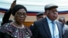 Le leader de l’opposition congolaise Etienne Tshisekedi et son épouse Marthe lors du deuil d’un de ses partisans après les manifestations du 19 et 20 septembre à Limete, Kinshasa, RDC, 1er novembre 2016. 