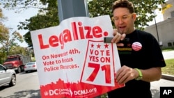 Ініціатива 71 - закон щодо легалізації марихуани у столиці США, який виборці Вашингтона підтримали восени 2014-го року.