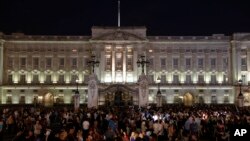 Britain Welcomes Royal Baby