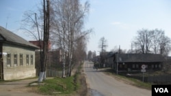 离莫斯科不远的俄罗斯雅罗斯拉夫州的农村。（美国之音白桦拍摄）