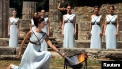 奥林匹克圣火点燃仪式在希腊雅典举行。 （2016年4月21日）